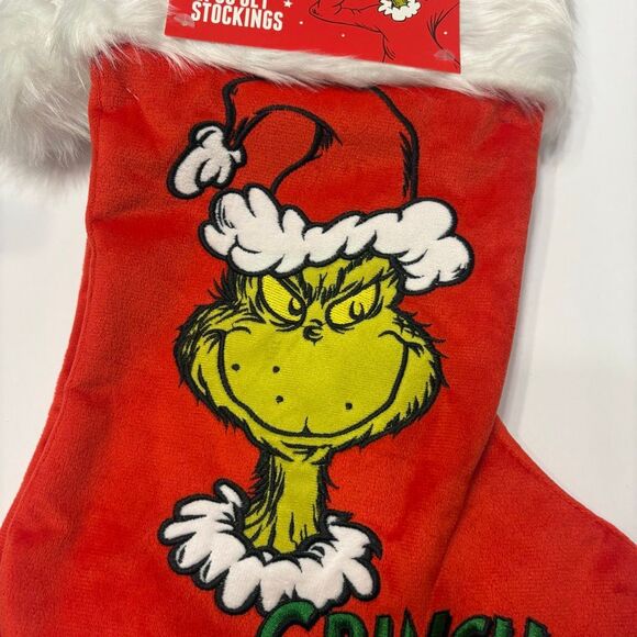 The Grinch Dr. Seuss 2 Pack Stocking Grinch Max Red Faux Fur Cuff NWT - Picture 3 of 7